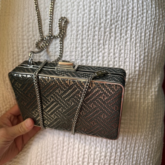 Gun metal/ gray embossed leather patttern - Picture 5 of 12